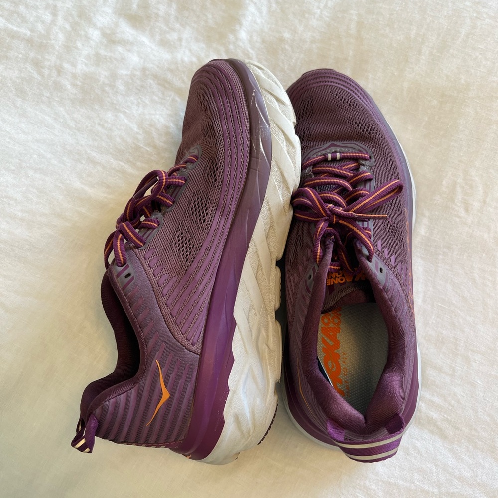 Hoka bondi